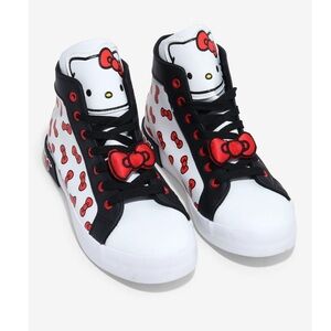NIP Women’s Hello Kitty Black & White Sneakers w/Red Bows Size 9